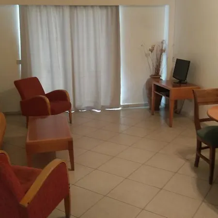 Panareti Aparthotel 3*