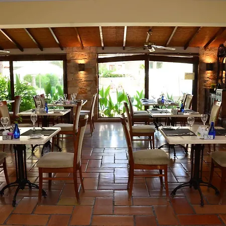 Panareti Aparthotel Paphos