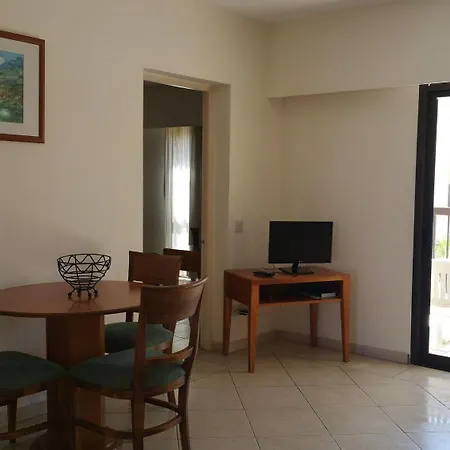 Aparthotel Panareti
